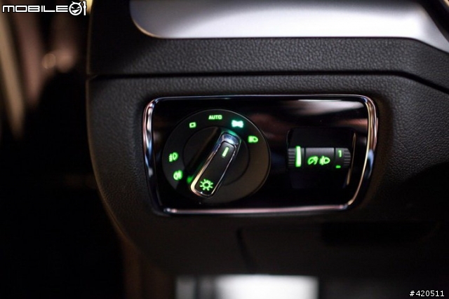 SKODA Superb1.8TSI 摩卡棕-顏色首開箱 (7/12新增 捷克-雅士)
