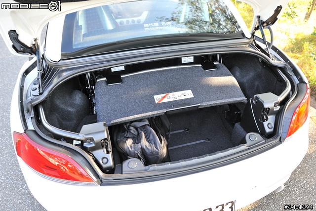 突破理性邊緣 BMW Z4 sDrive 35i