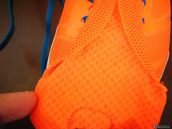 小白小白的跑步MURMUR紀-- adizero feather M開箱照完成惹 ! 鞋測文要燒等嘿