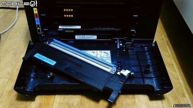 開箱 彩雷事務機~Samsung CLX-3185N