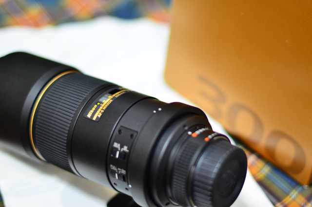 (鏡頭開箱)NIKKOR 300mm F4D
