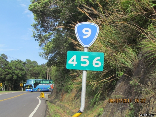 年過30的男人,總是想做某件事來證明自己還年輕...