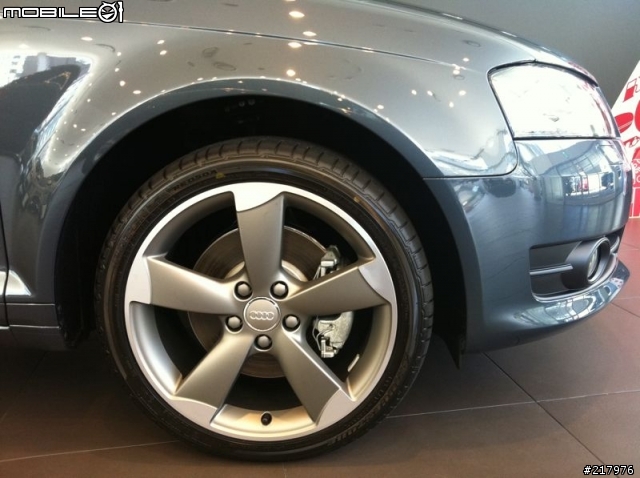 請Audi車主給各建議 A3 VS A4