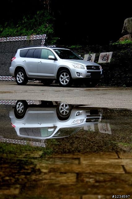 Rogue & Rav4 on Roman Road
