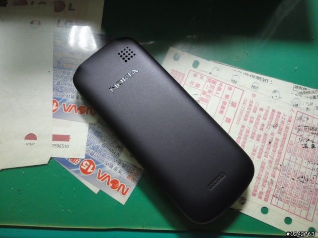 nokia c1-02 平價藍芽音樂機!!!