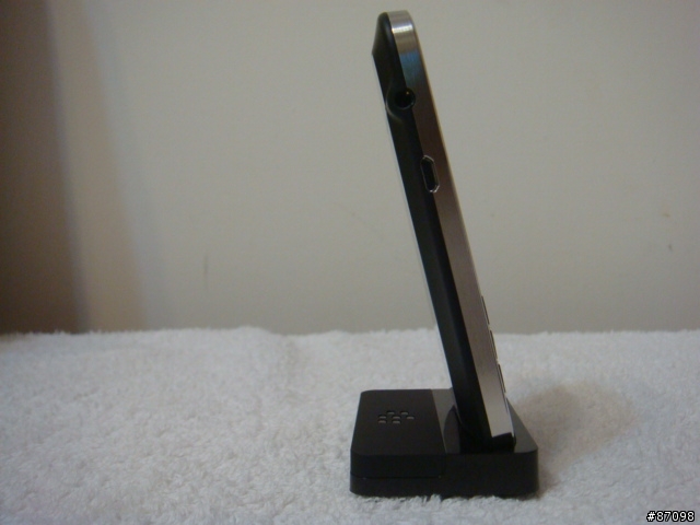 BlackBerry Bold 9900 - 開箱及簡短心得 - The Ultimate BlackBerry Experience