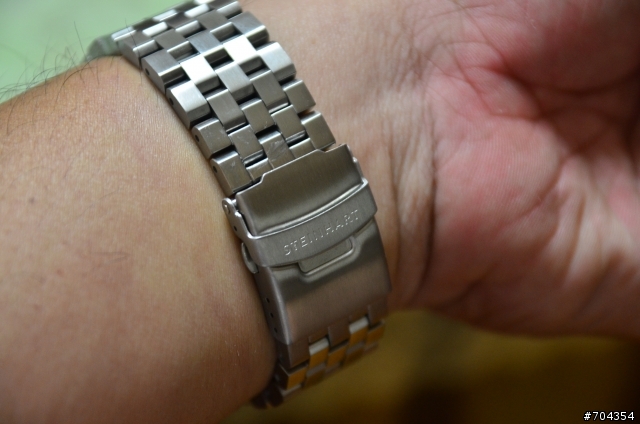 剛入手Steinhart TRITON 30ATM(新增47mm 新錶入手實戴圖)
