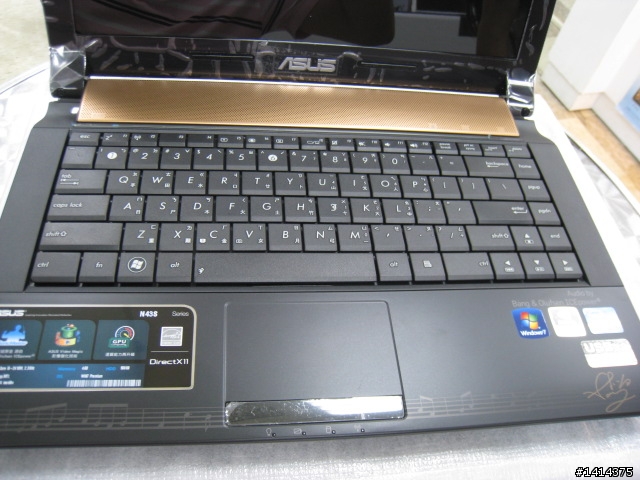 ASUS N43SL 周杰倫 無與倫比 金色 開箱文(心得與建議)