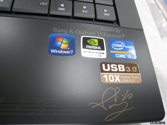 ASUS N43SL 周杰倫 無與倫比 金色 開箱文(心得與建議)