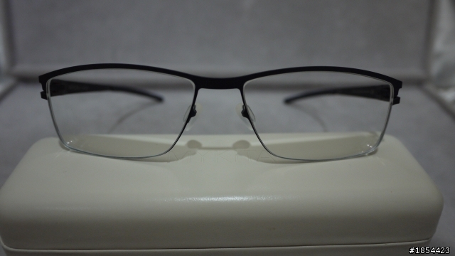 薄鋼眼鏡創始設計師之一 MYKITA