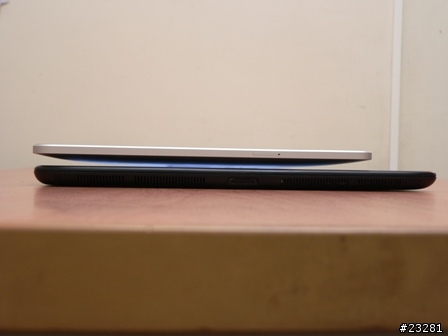 我還是要Win 7的平板電腦~~ruvo Avox AT11 Windows 7 Tablet PC