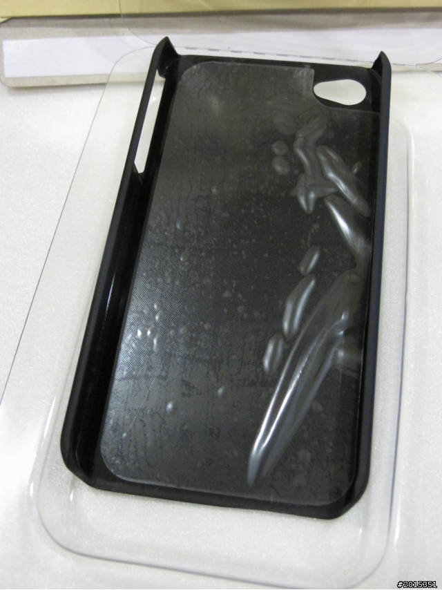 【小民愛血拼】幫IPHONE4找個家!香港戰利品之agnes b手機殼