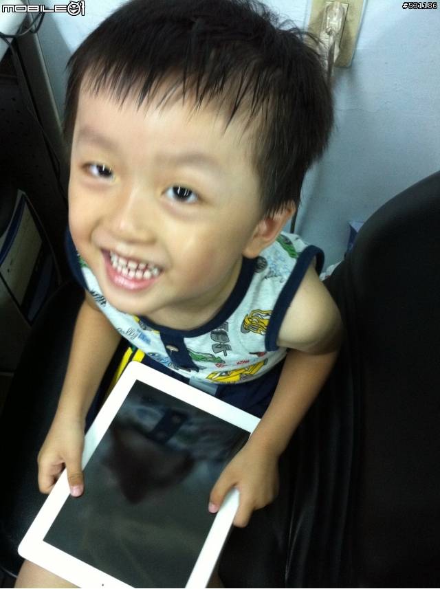 出來混總是要還的!!兒子的ipad2開箱