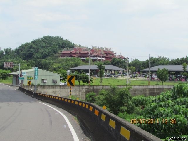 年過30的男人,總是想做某件事來證明自己還年輕...