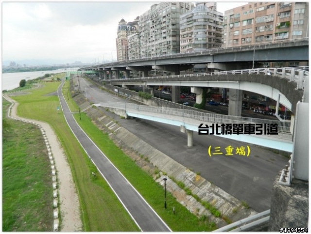 一條會讓單車族絕命的橋(急建重陽橋單車引道)
