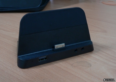 我還是要Win 7的平板電腦~~ruvo Avox AT11 Windows 7 Tablet PC