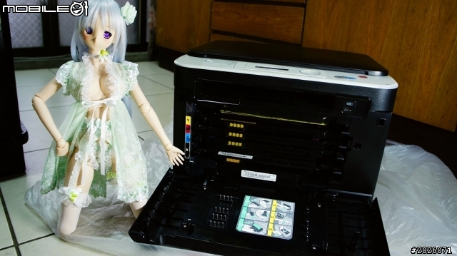 開箱 彩雷事務機~Samsung CLX-3185N