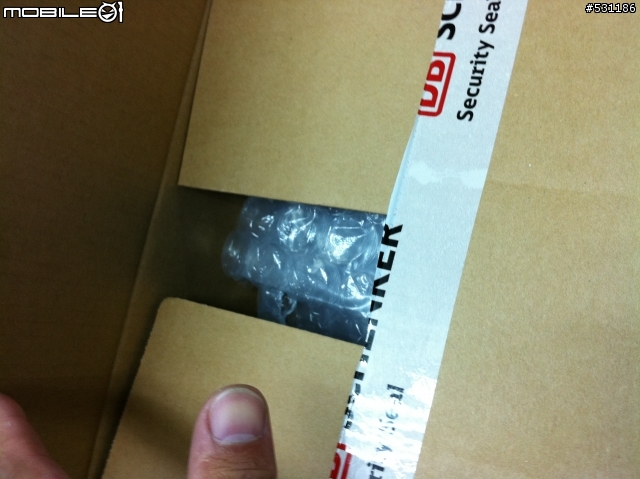 出來混總是要還的!!兒子的ipad2開箱