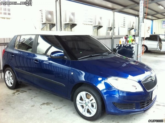 表弟的藍寶洗車+小小開箱