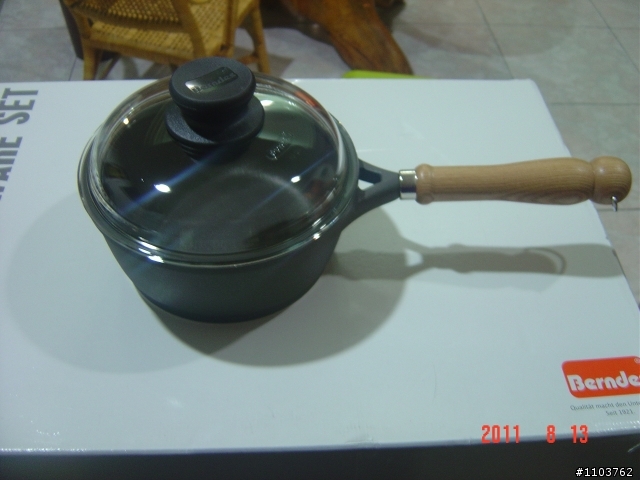 costco寶迪鍋及Lodge鑄鐵鍋(開箱文)