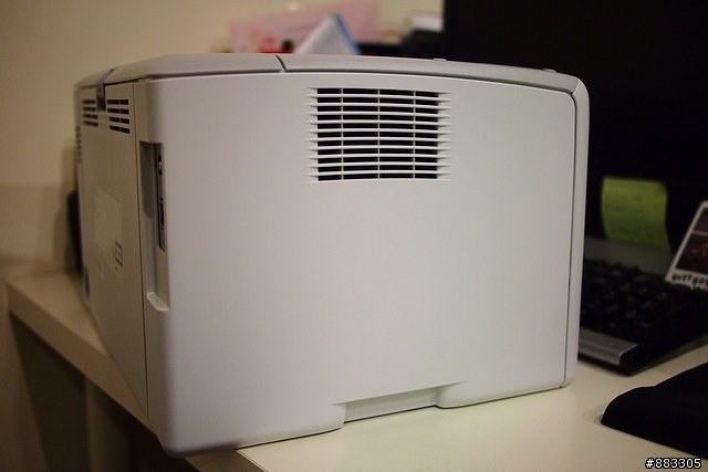 【開箱】超迷你的Epson C1750N彩色LED印表機