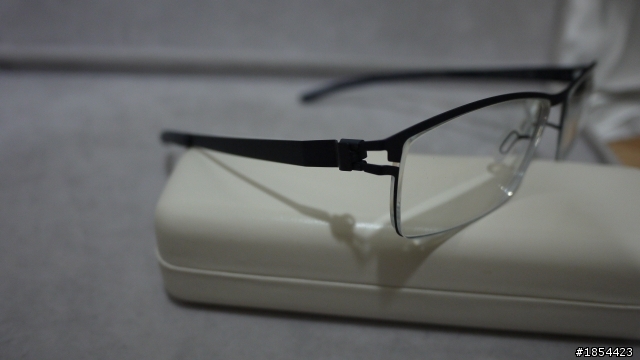 薄鋼眼鏡創始設計師之一 MYKITA