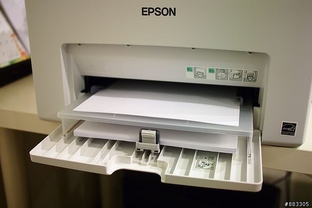 【開箱】超迷你的Epson C1750N彩色LED印表機