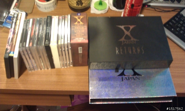 開著Luxgen suv聽著XJAPAN的歌