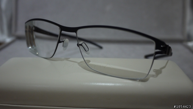 薄鋼眼鏡創始設計師之一 MYKITA
