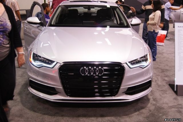 (圖多)車聚成功!~ 第三屆南加州MOBILE 01車友聚會附2011 OC Auto Show照片
