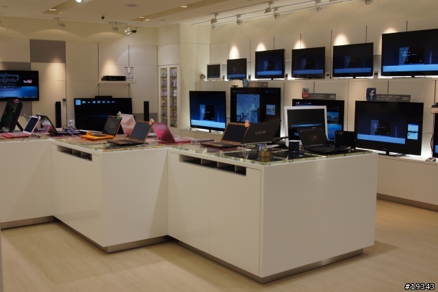 美好的故事正要開始 Sony Store台中 正.式.登.場