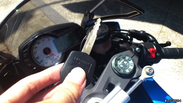 仿賽初體驗!! 09 ' ZX-6R 腰痠背痛之旅