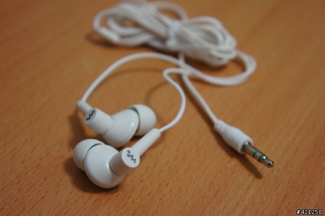 <搶先開>SONY WALKMAN NWZ-S764 白色