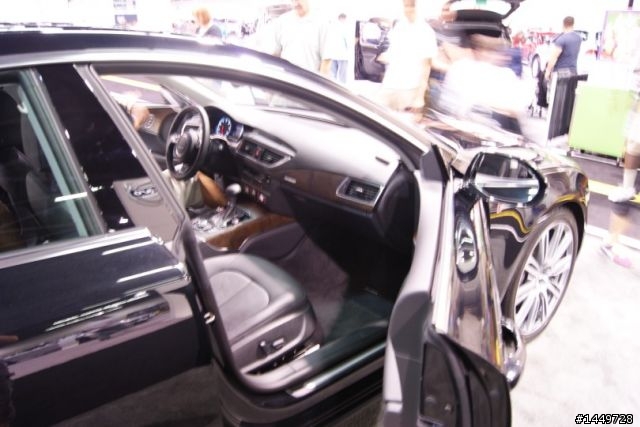 (圖多)車聚成功!~ 第三屆南加州MOBILE 01車友聚會附2011 OC Auto Show照片