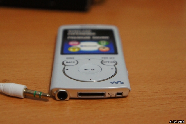<搶先開>SONY WALKMAN NWZ-S764 白色