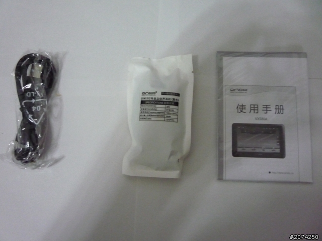 (開箱)昂達VX580A小型Android平板電腦,MP5