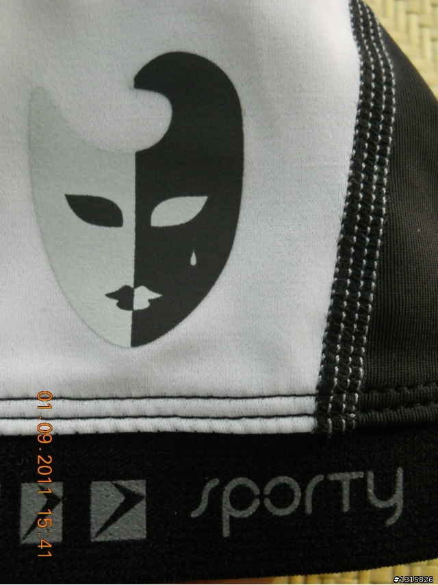 司普堤2011吊帶車褲開箱(純分享)