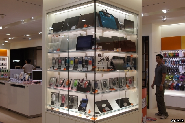 美好的故事正要開始 Sony Store台中 正.式.登.場