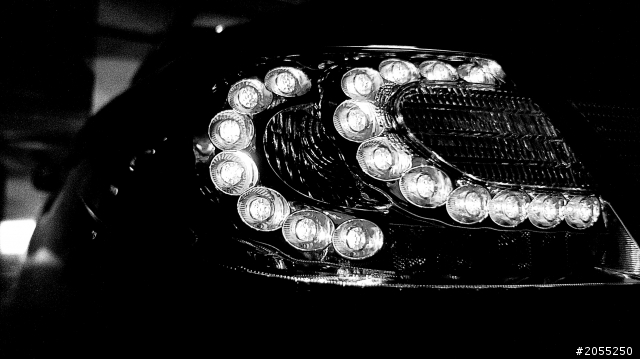 Reflections: 2012 Infiniti M luxury edition/ fm the details and lines in black/ 體感分享