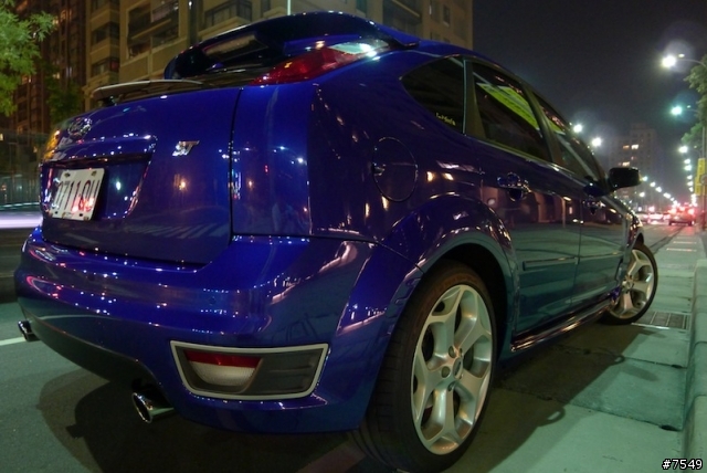 【開箱文】老款鋼炮 遲到許久的開箱文 FORD FOCUS ST(更新內裝相片)