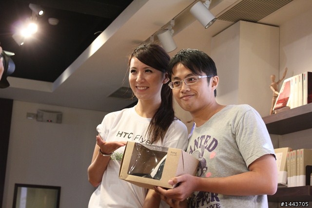 【體驗會分享】 HTC EVO 3D,旗艦3D的視覺饗宴