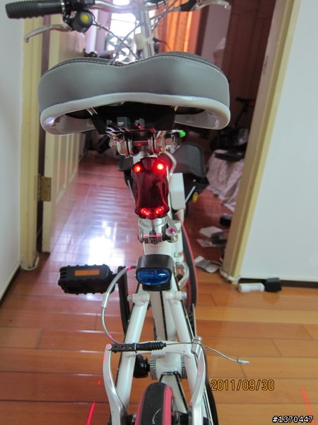 (分享)DIY自行車雷射尾燈製作過程(11月21日更新)