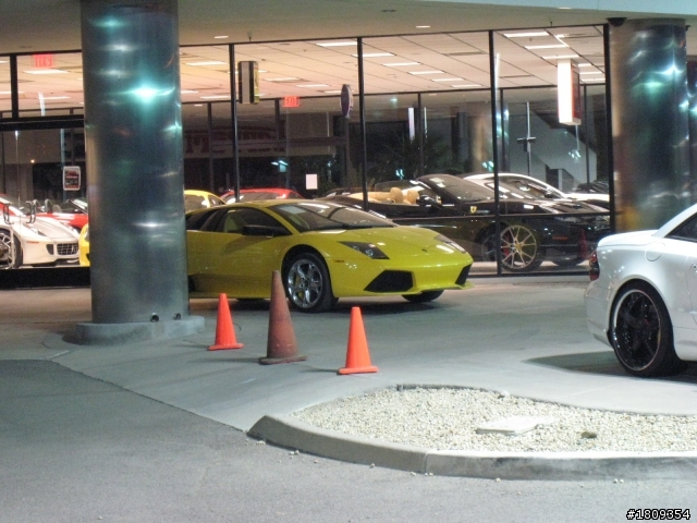 鳳凰城三 BMW 650i 與 眾超跑