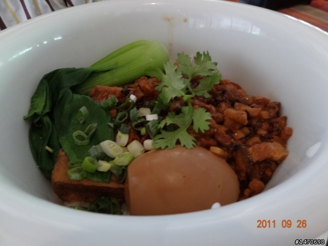 (食記) 台北君悅飯店之四霸彄滷肉飯初體驗