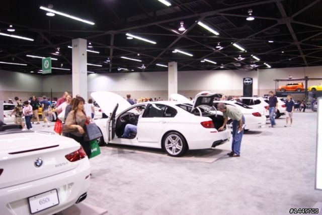 (圖多)車聚成功!~ 第三屆南加州MOBILE 01車友聚會附2011 OC Auto Show照片