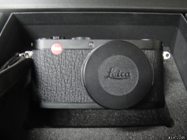 Leica 徠卡 X1 開箱文....千呼萬喚,小簡開箱文出來了!