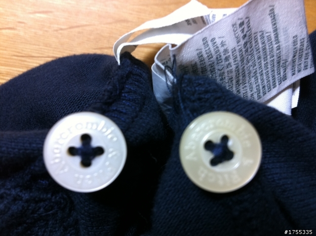 有求01的前輩們:Abercrombie&Fitch polo衫真假辨識