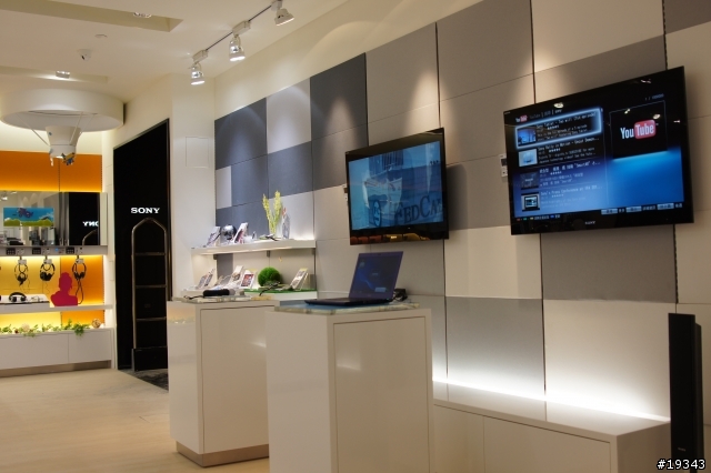 美好的故事正要開始 Sony Store台中 正.式.登.場