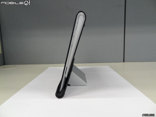 SONY Tablet S 16G and 日本Sonystyle 限定吉田包 (9/30) 新增原廠攜行包比較