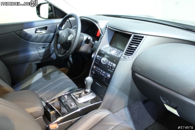 Infiniti FX35 V-Spec 冠軍特仕車